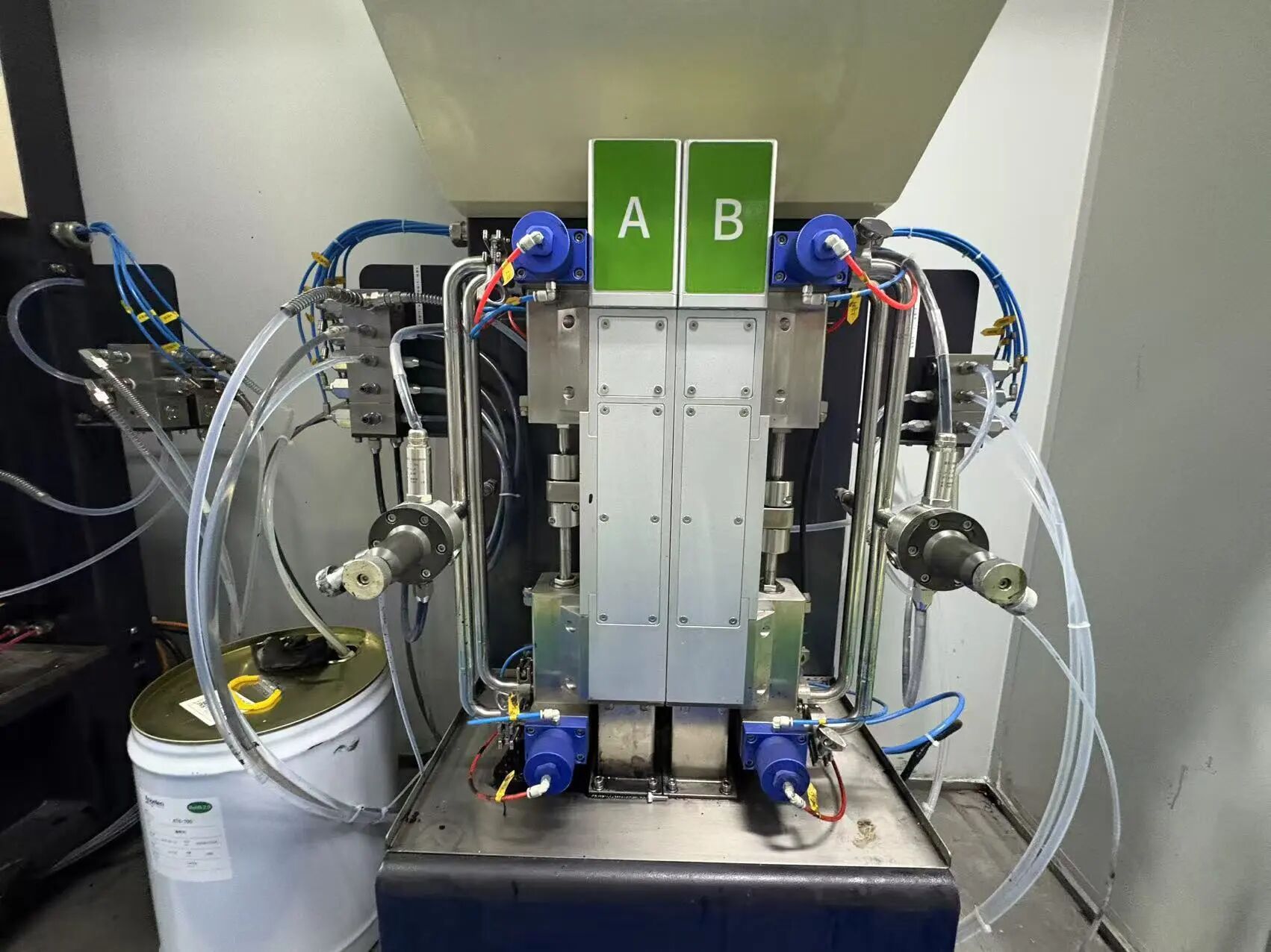 High-Pressure Color Change Valve